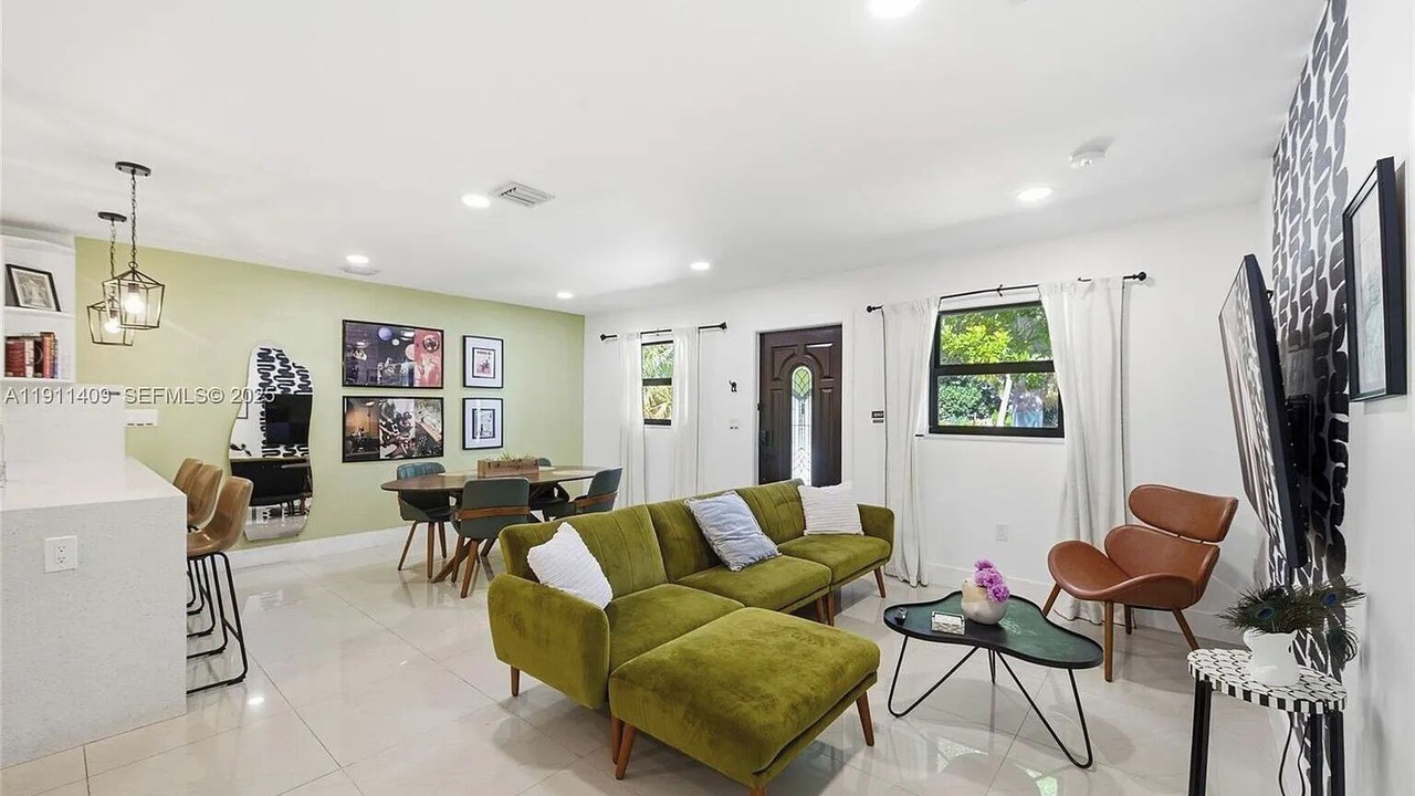 Photo of Livingroom in Pompano Beach