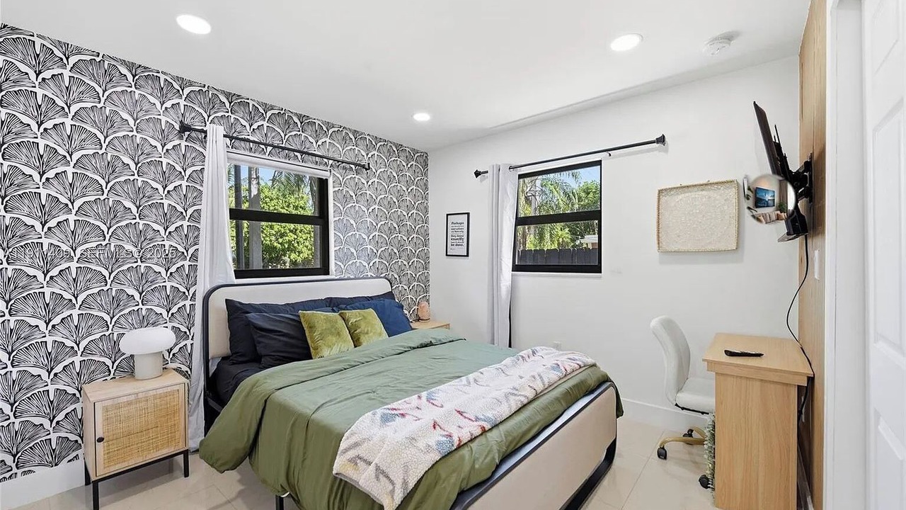 Photo of Bedroom in Pompano Beach