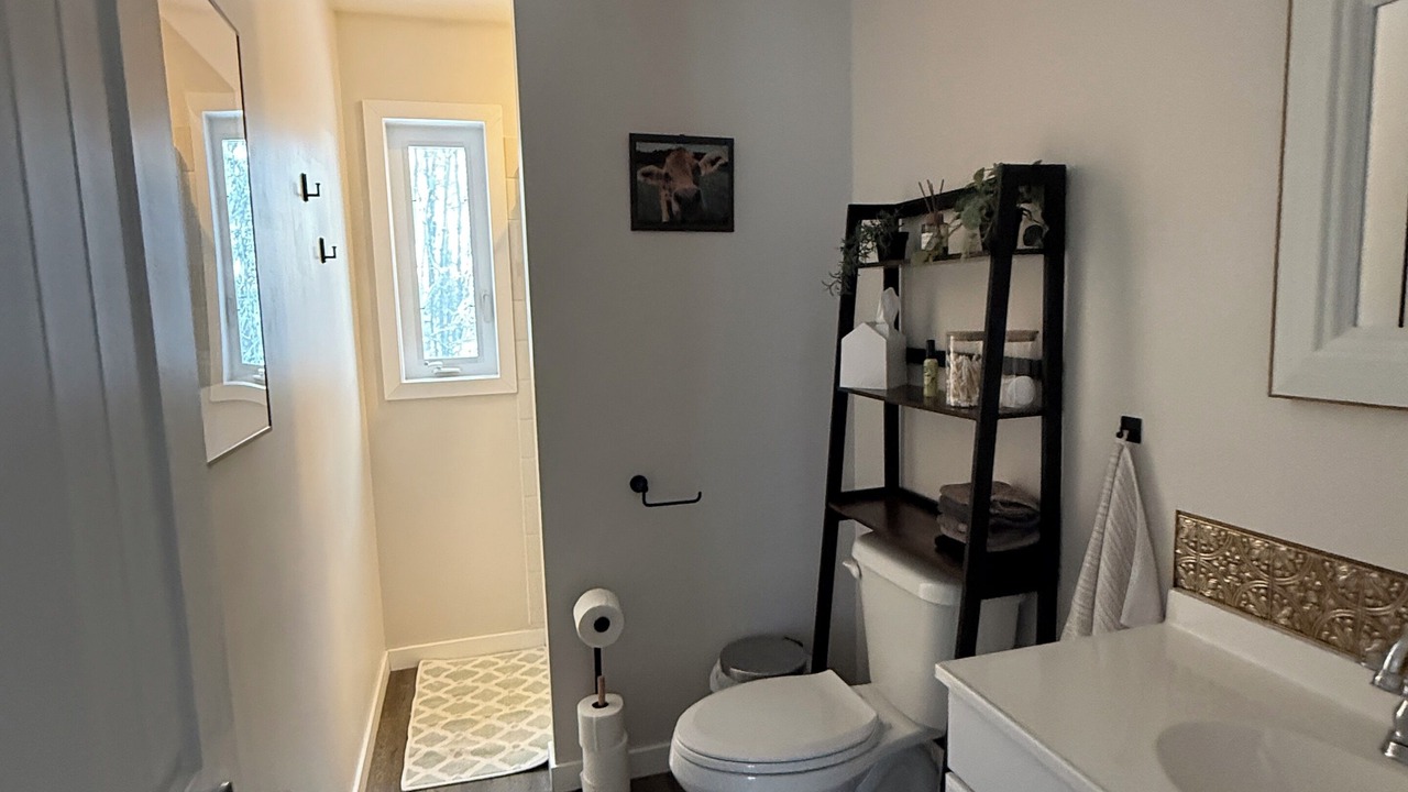 Photo of Bathroom in Central Alberta