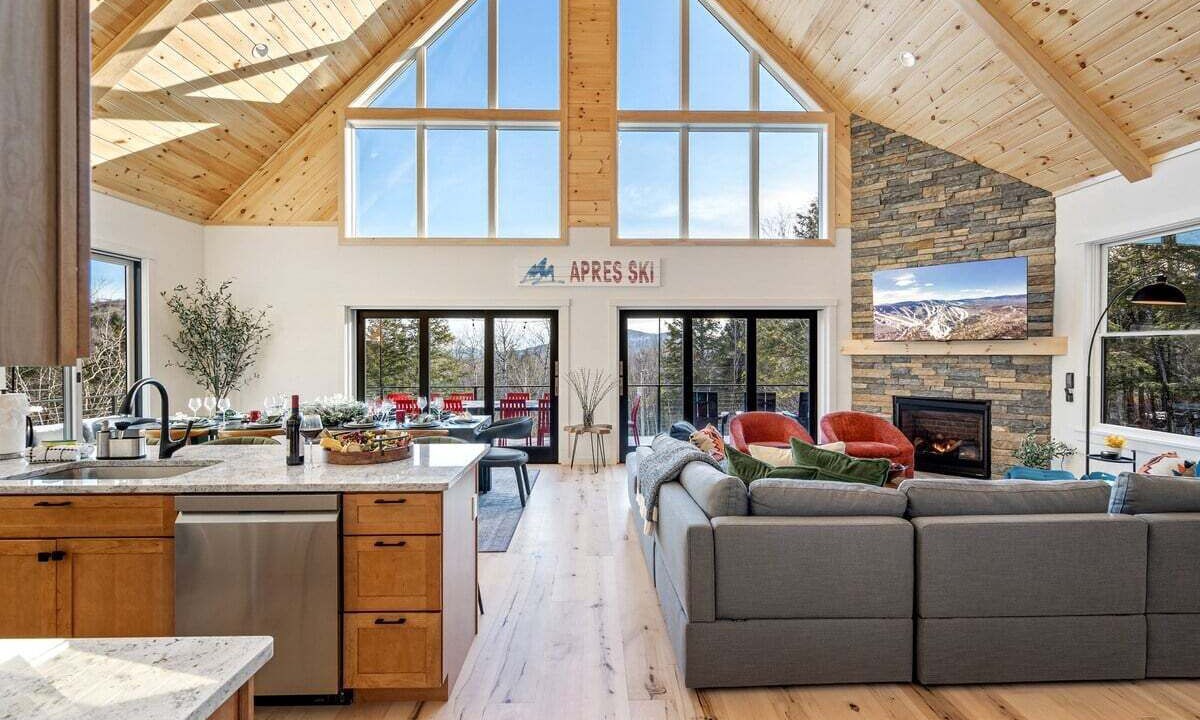 Photo of Livingroom in Sunday River Area