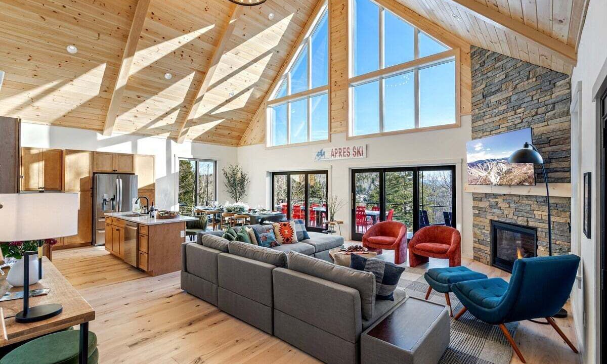 Photo of Livingroom in Sunday River Area