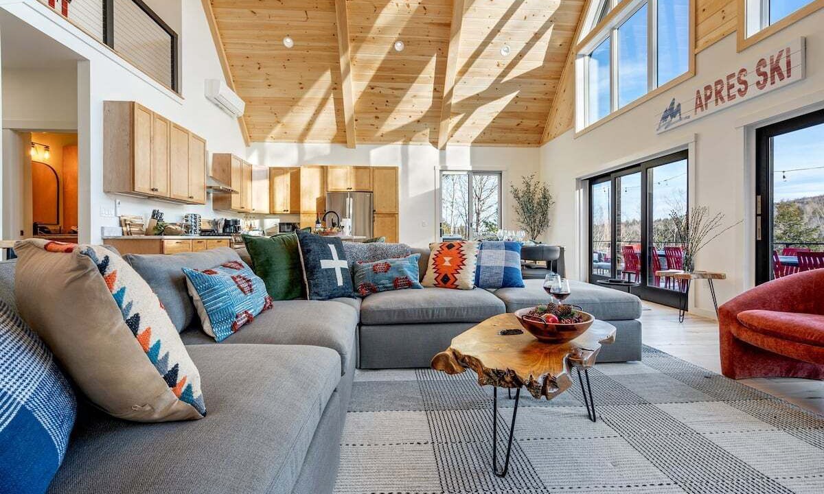 Photo of Livingroom in Sunday River Area