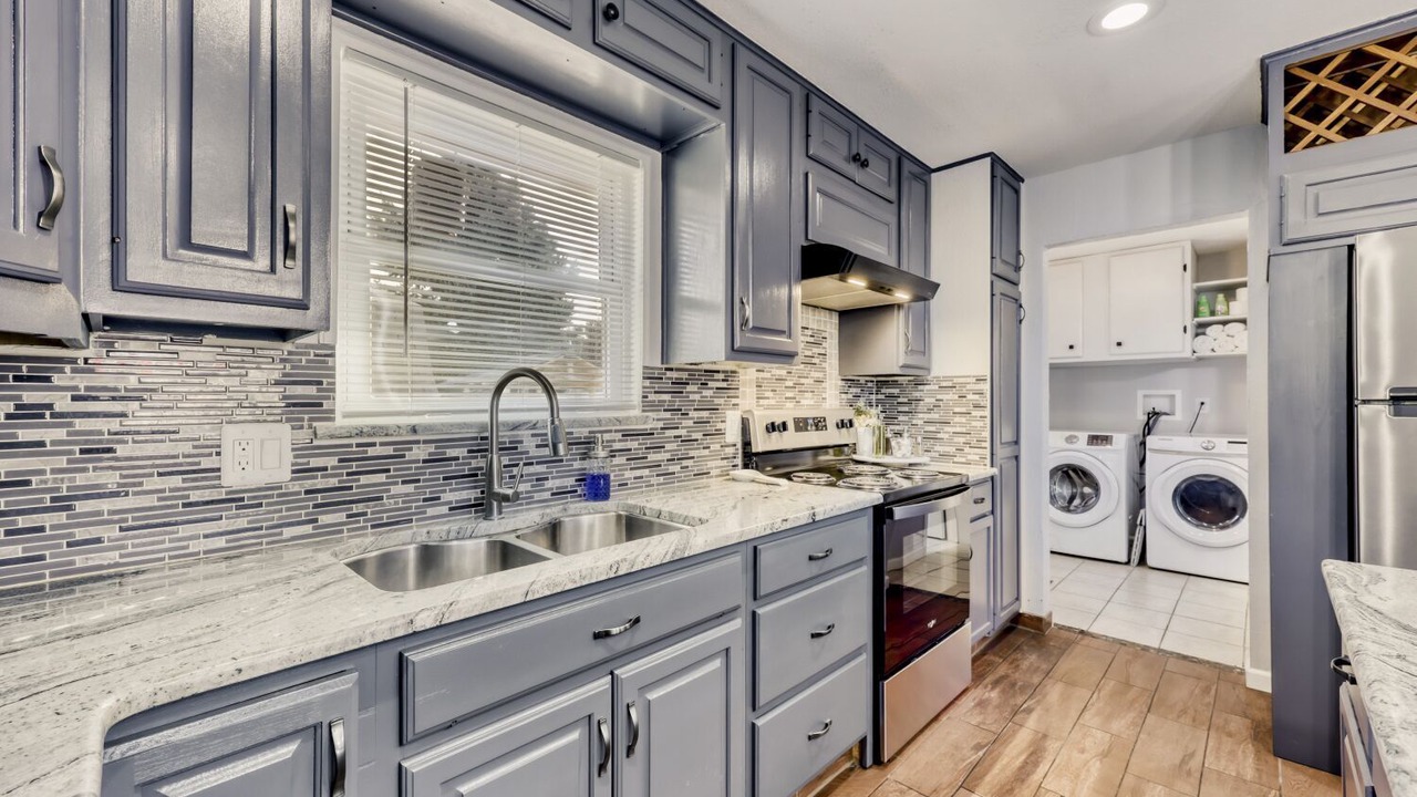 Photo of Kitchen in Aurora Hills