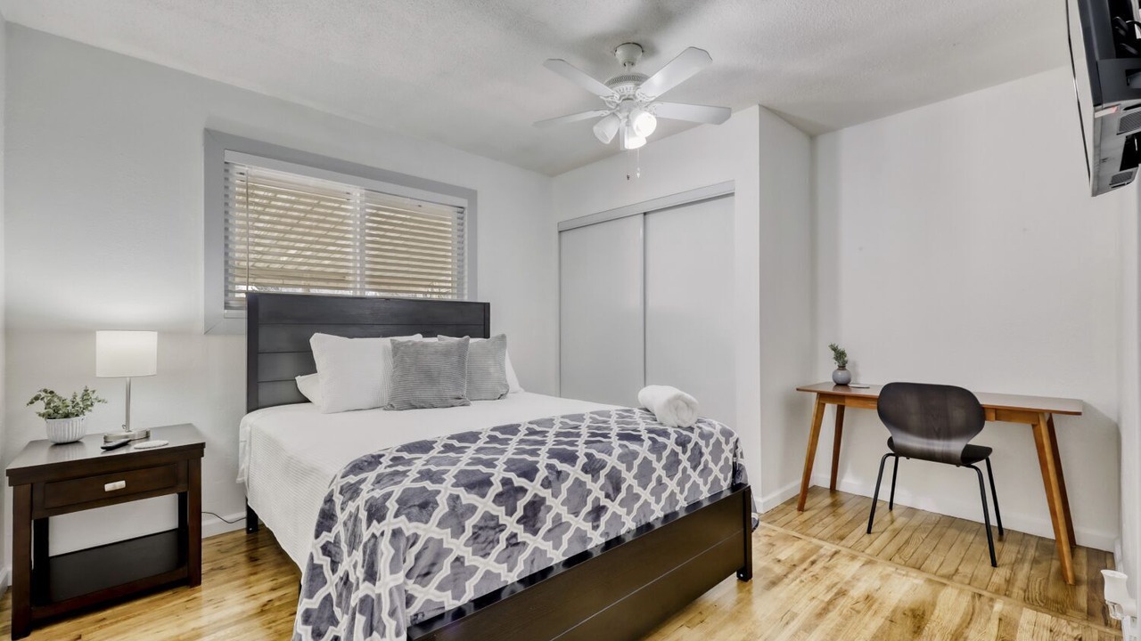 Photo of Bedroom in Aurora Hills