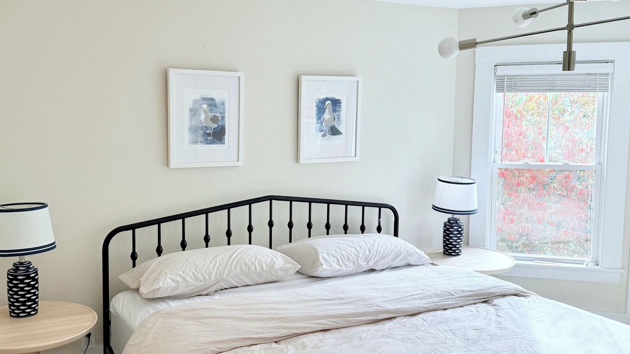 Photo of Bedroom in New Harbor