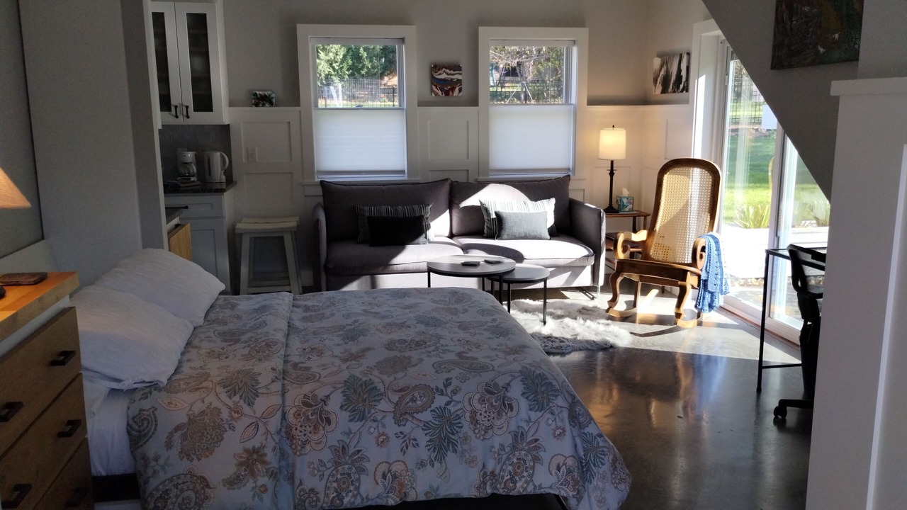 Photo of Bedroom in Shelburne