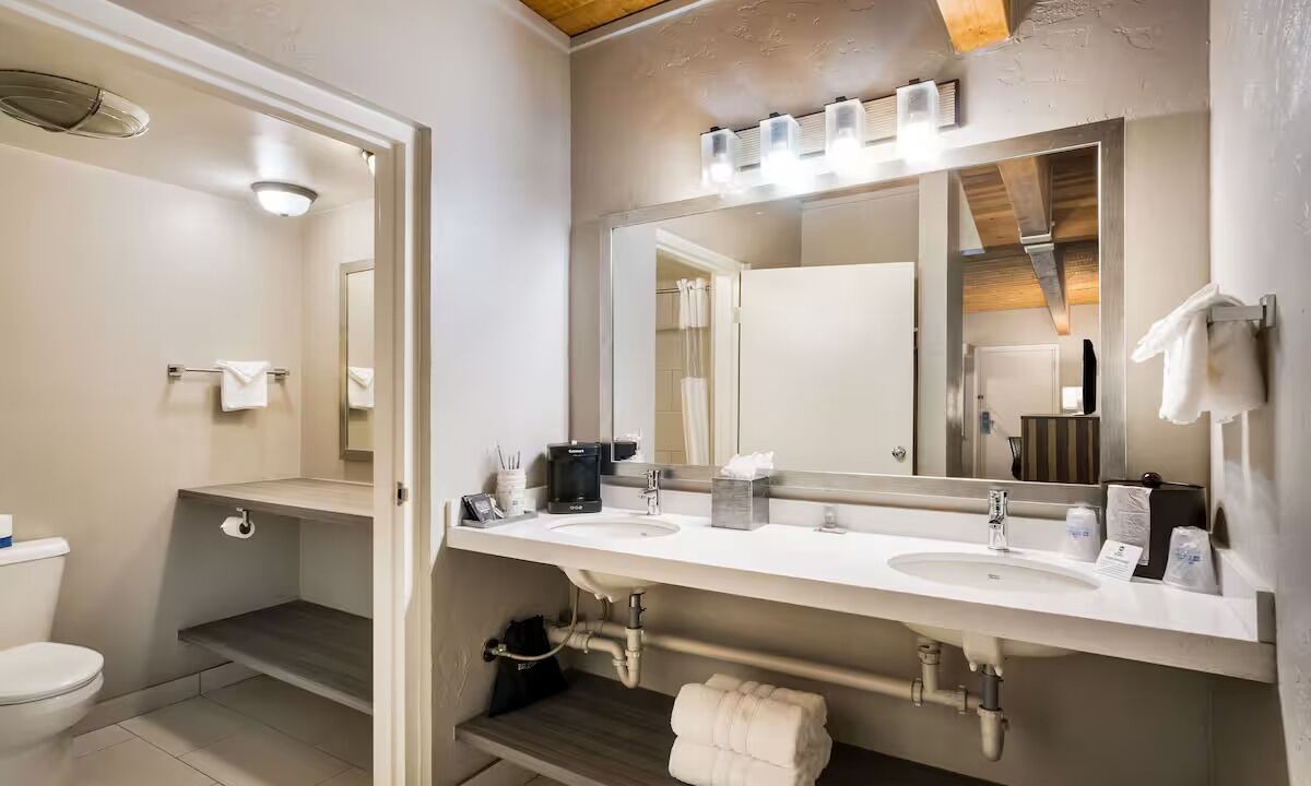 Photo of Bathroom in Glenwood Springs