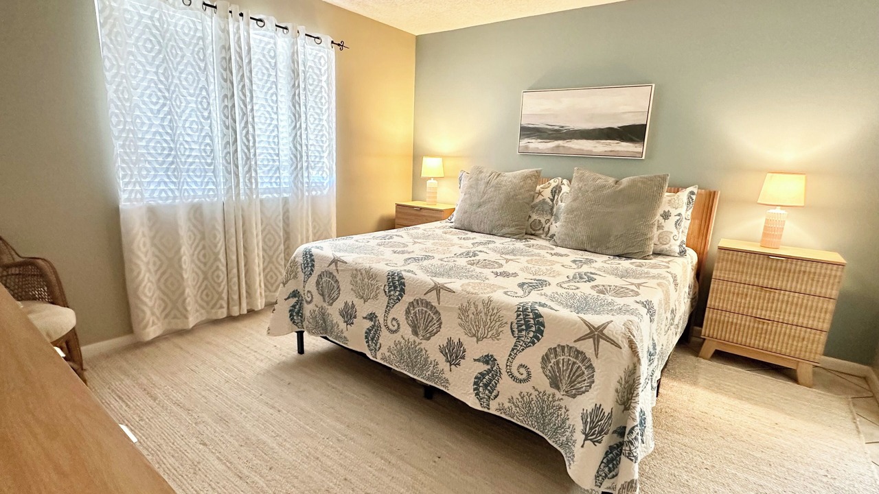 Photo of Bedroom in Jupiter Bay