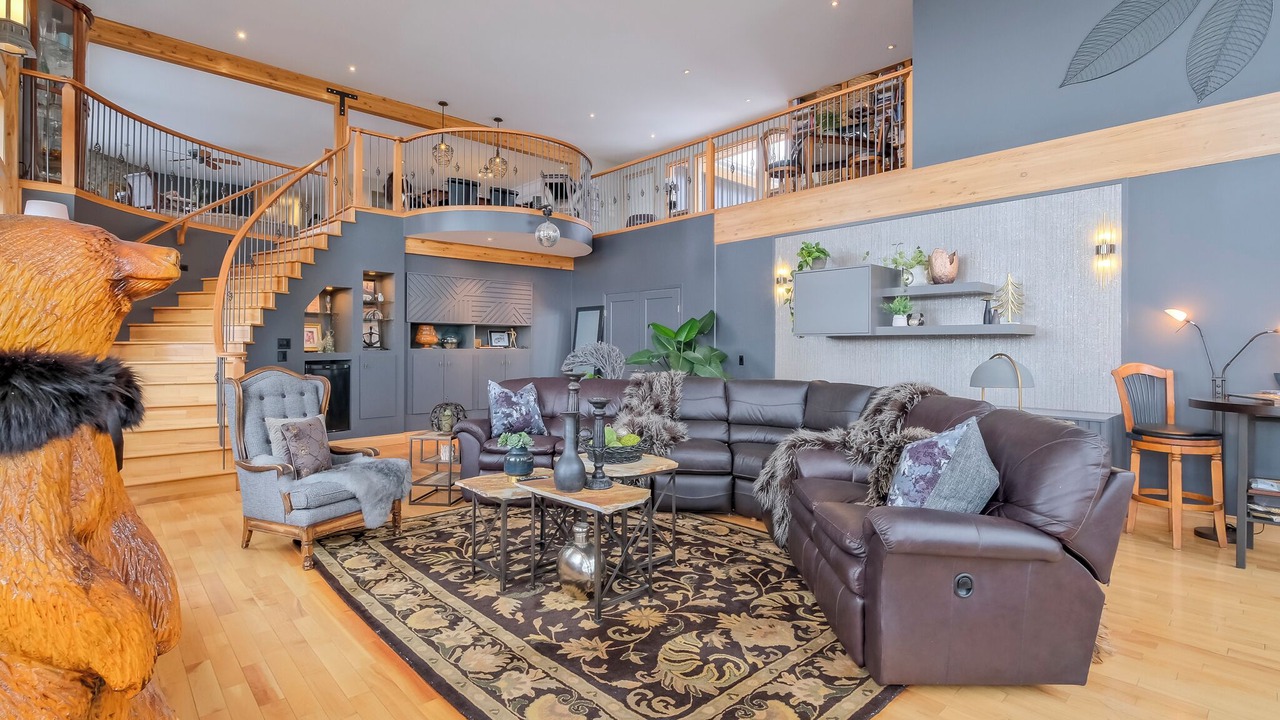 Photo of Livingroom in Okanagan-Similkameen