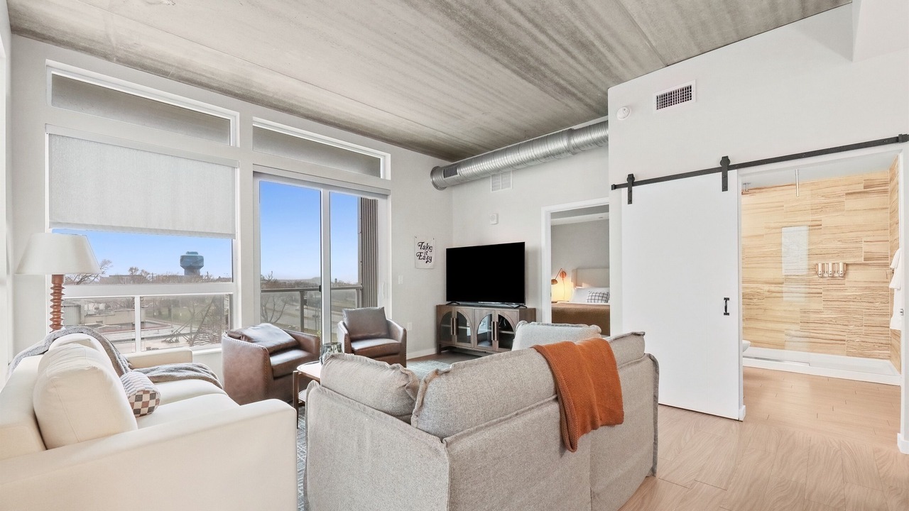 Photo of Livingroom in Ohio City
