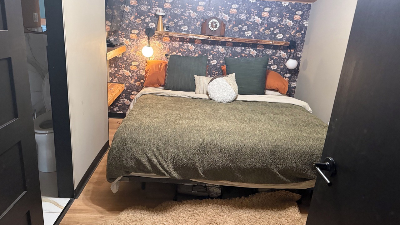 Photo of Bedroom in Markerville
