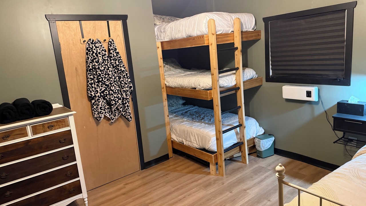 Photo of Bedroom in Markerville