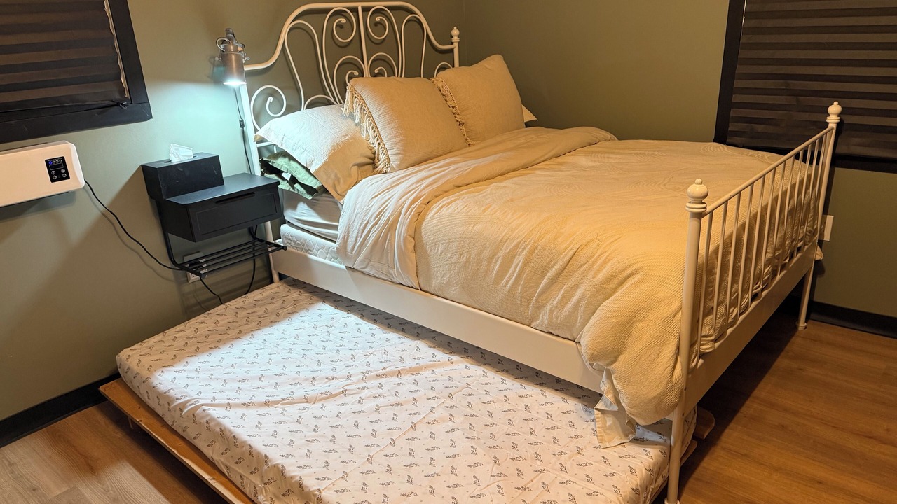 Photo of Bedroom in Markerville