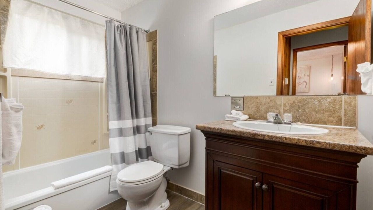 Photo of Bathroom in Harvie Heights