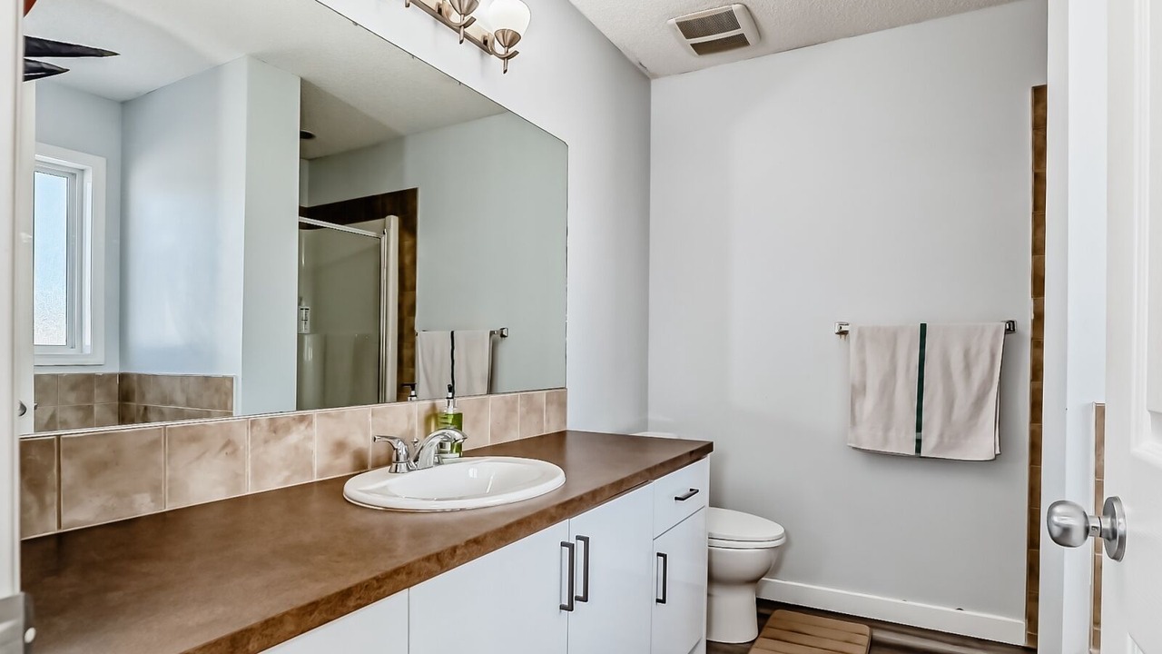 Photo of Bathroom in Bridlewood