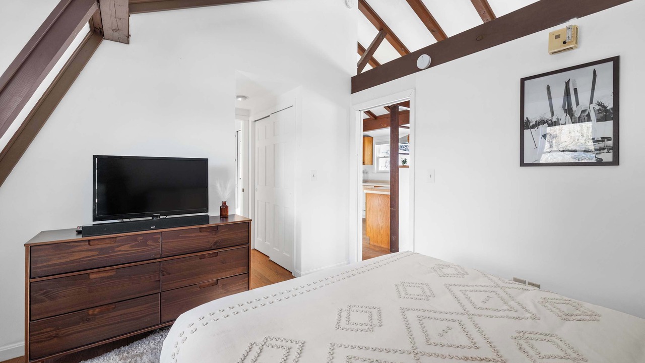 Photo of Bedroom in Clarendon