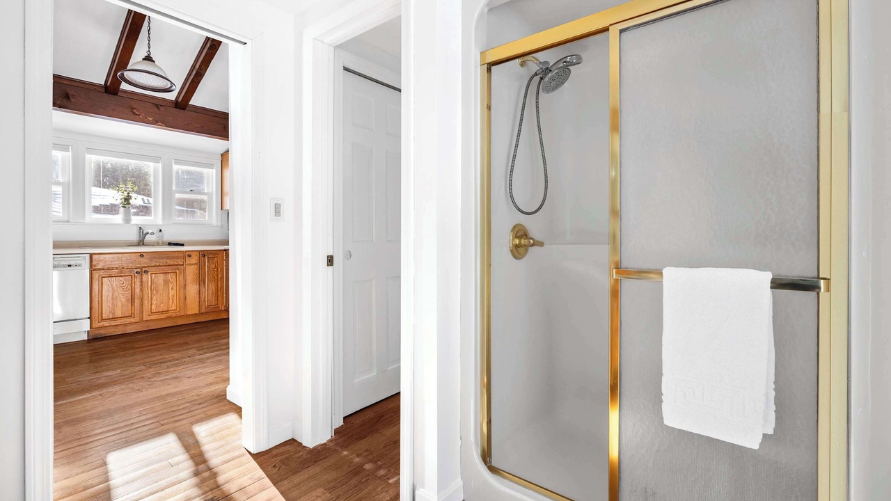 Photo of Bathroom in Clarendon