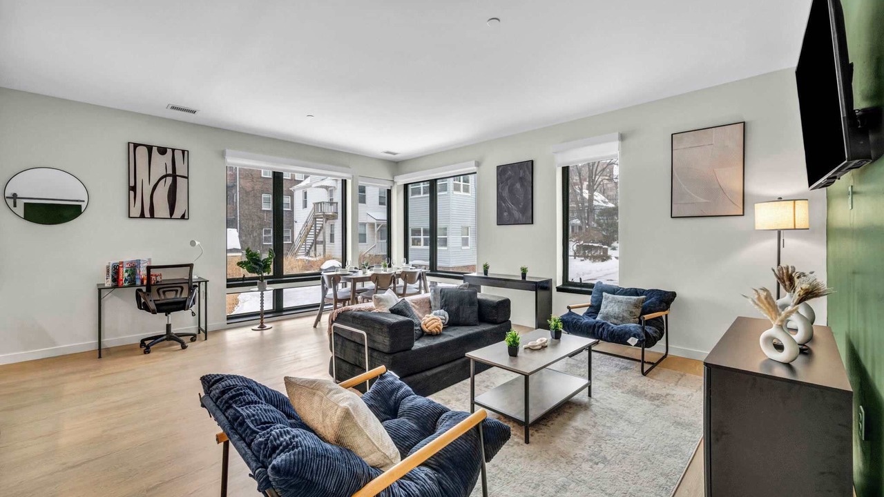 Photo of Livingroom in Little Italy