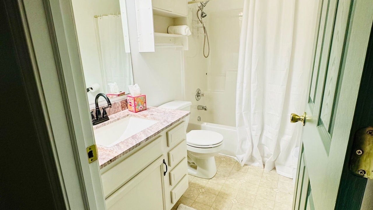 Photo of Bathroom in Cuyahoga Falls