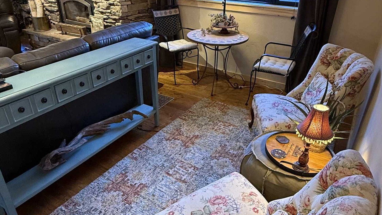 Photo of Livingroom in Lake City