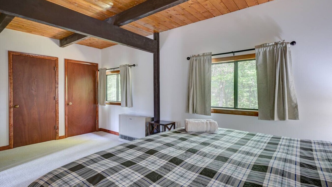 Photo of Bedroom in Bartlett