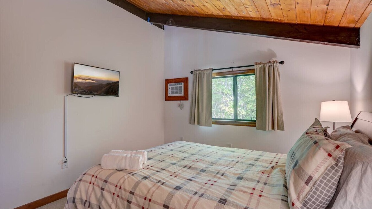 Photo of Bedroom in Bartlett