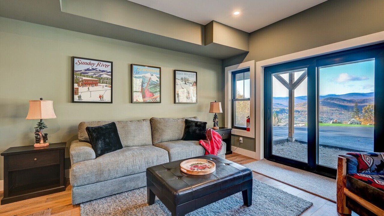 Photo of Livingroom in Jackson