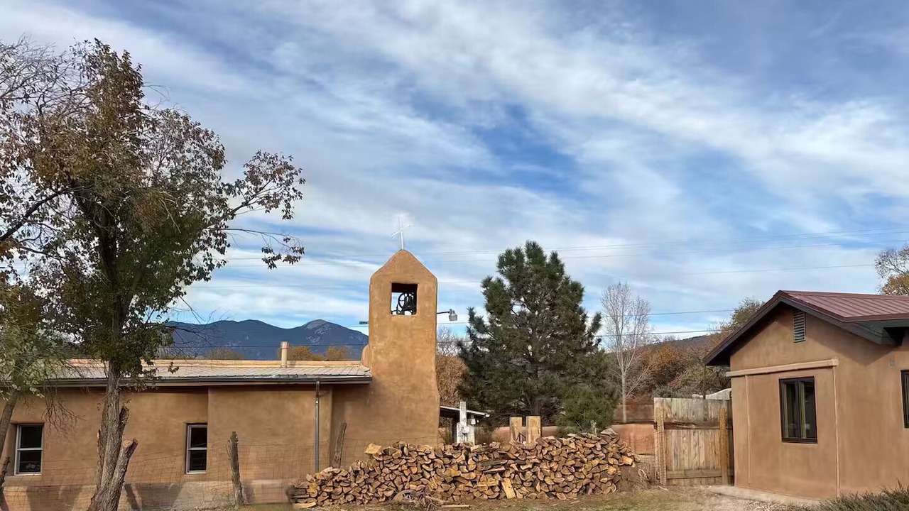 Photo of Others in Taos
