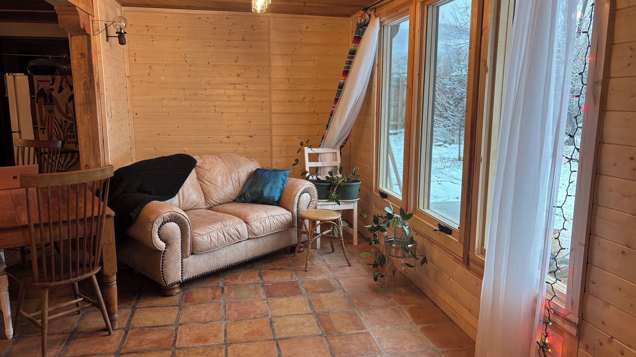Photo of Livingroom in Taos