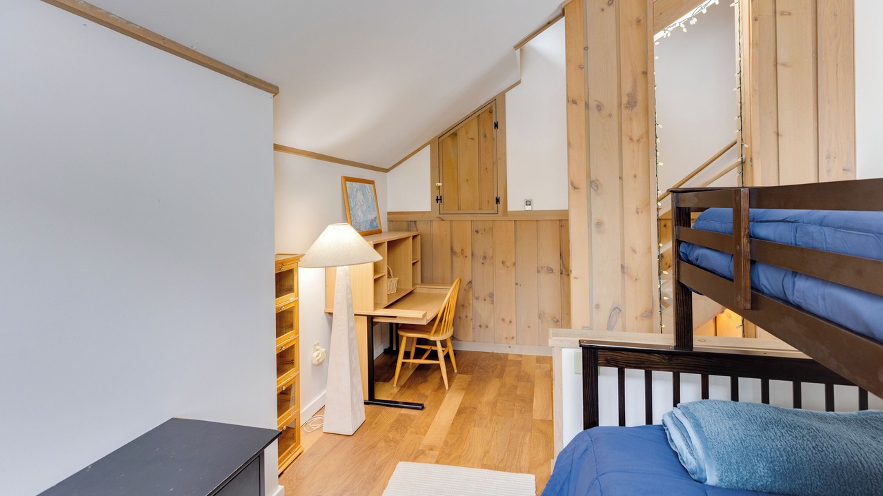 Photo of Bedroom in Lincoln