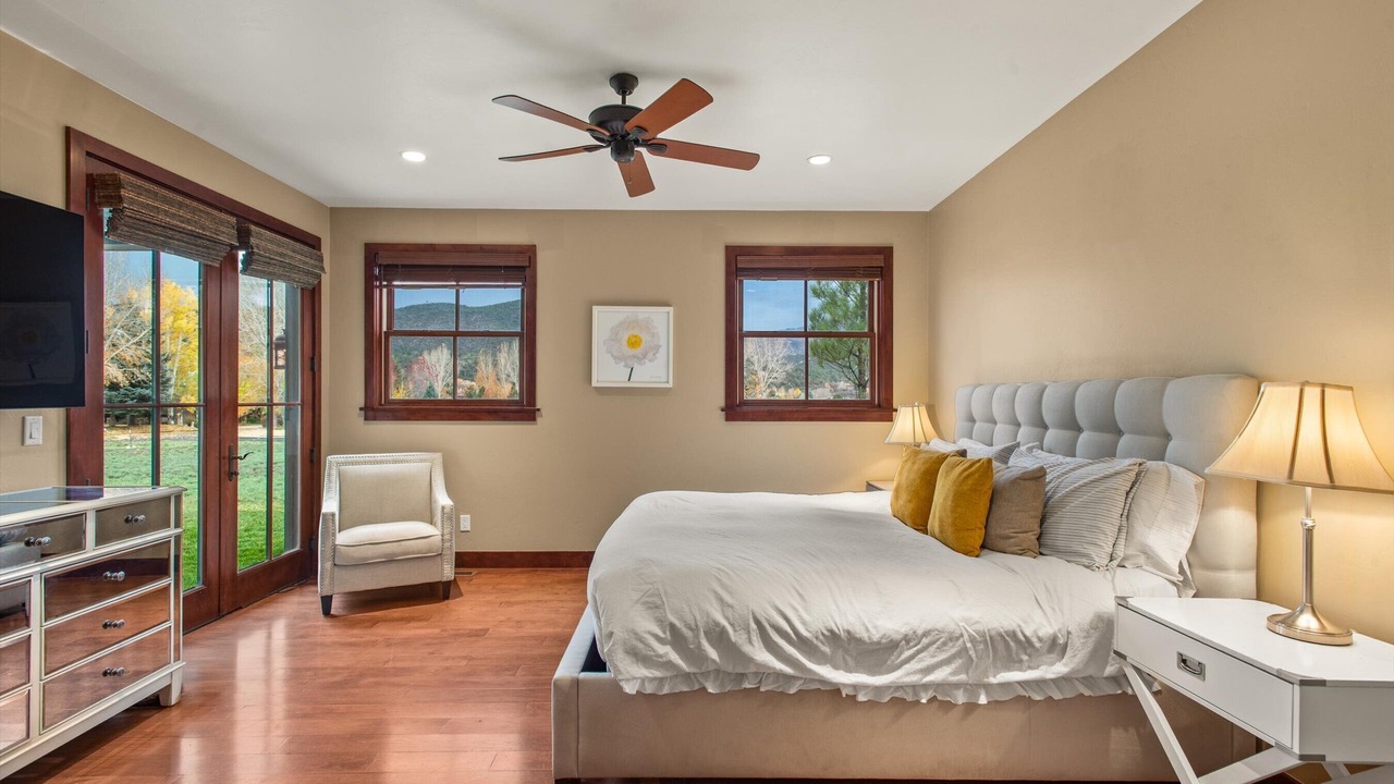 Photo of Bedroom in Aspen Glen