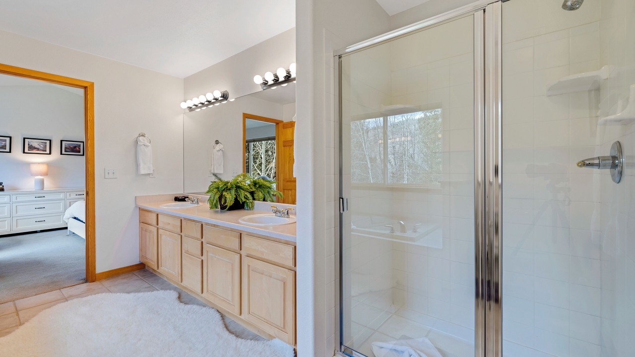 Photo of Bathroom in Silverthorne