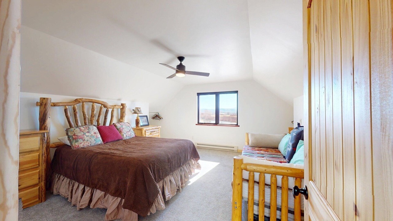 Photo of Bedroom in Gunnison