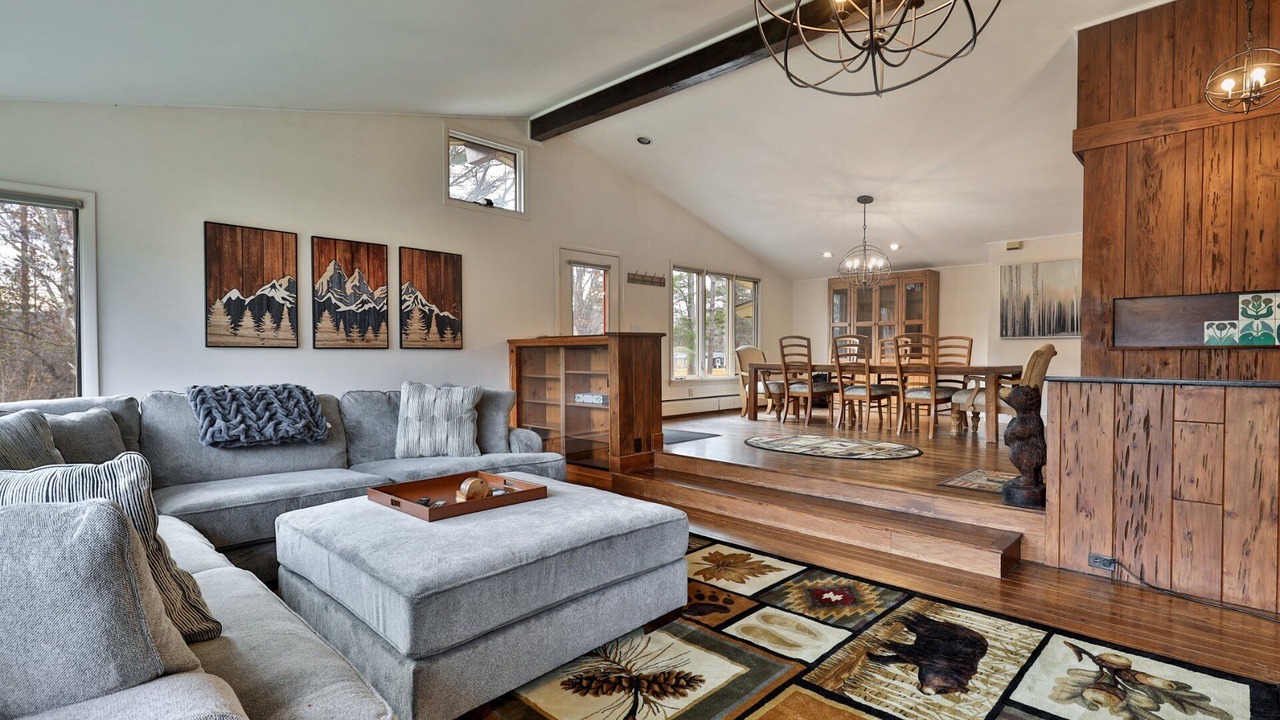 Photo of Livingroom in Mendon