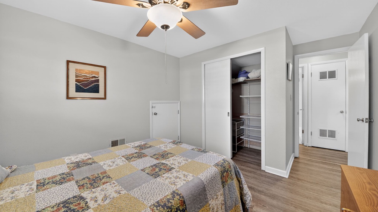 Photo of Bedroom in Washington Virginia Vale