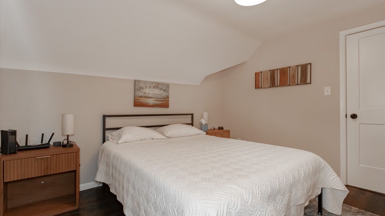 Photo of Bedroom in Wickliffe