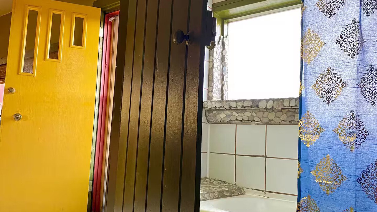 Photo of Bathroom in Del Norte