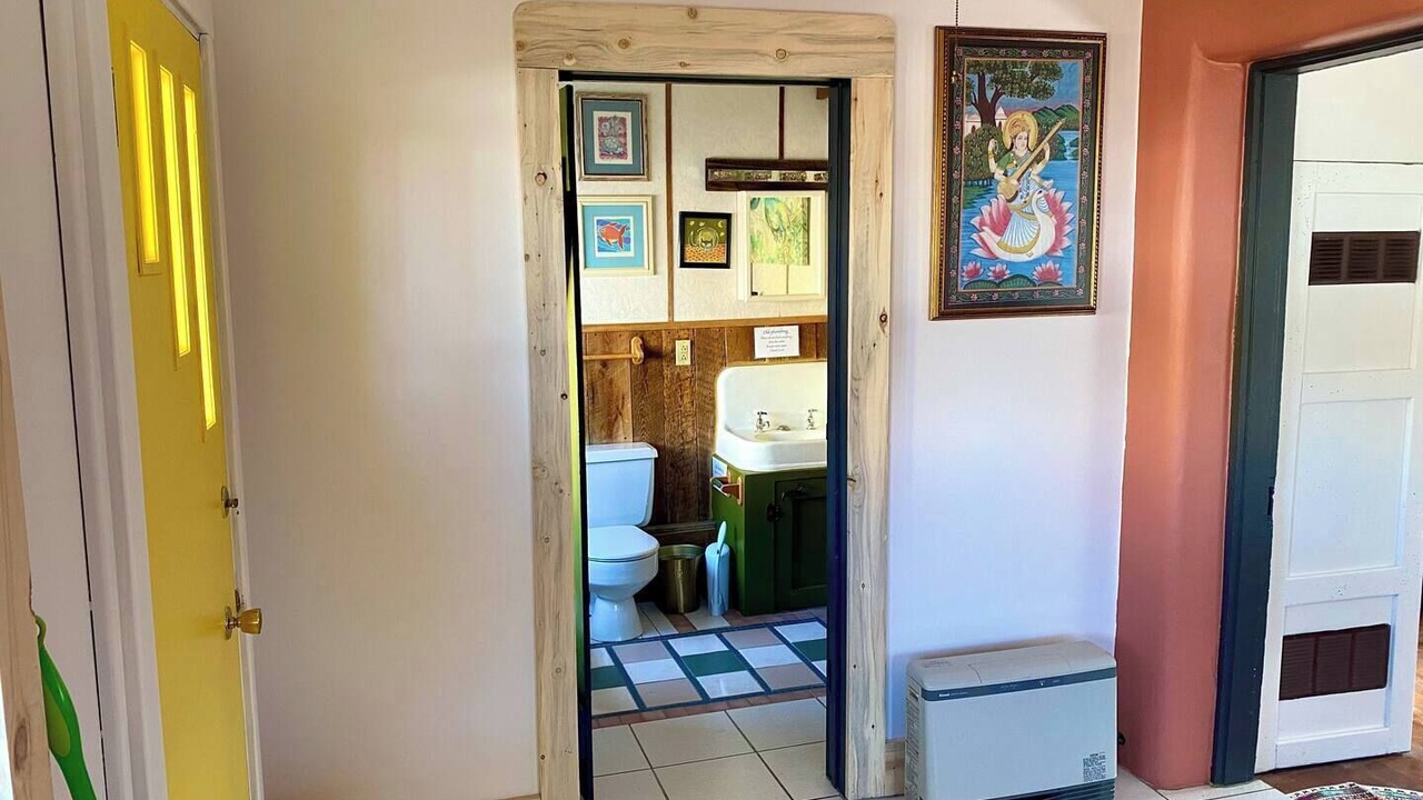 Photo of Bathroom in Del Norte