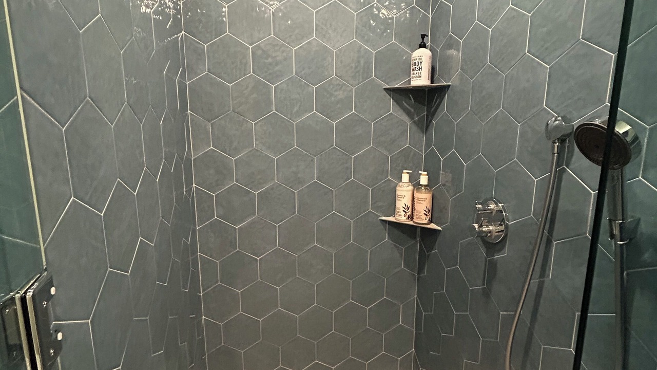 Photo of Bathroom in Carbondale