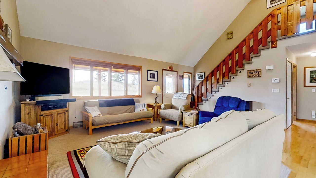 Photo of Livingroom in Glacier View Meadows
