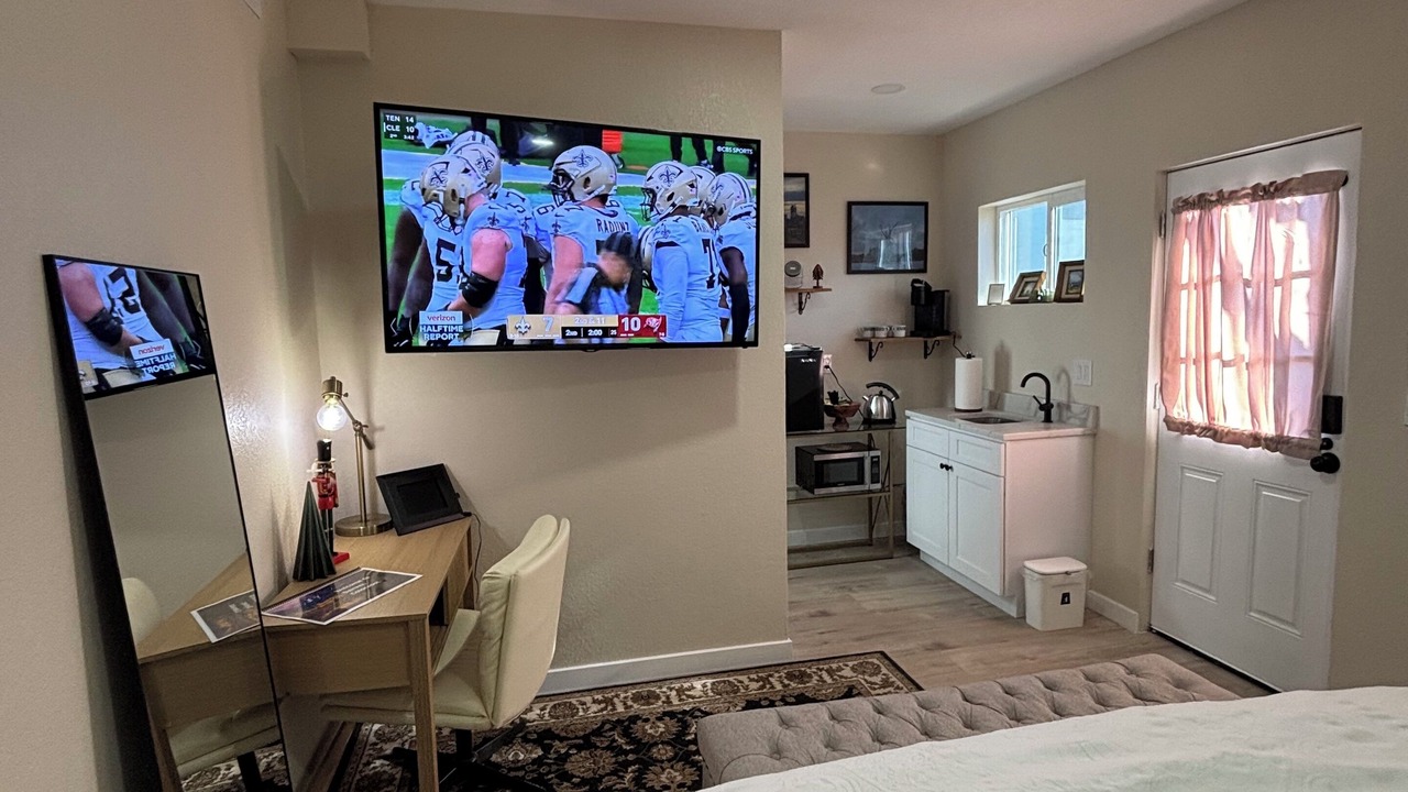 Photo of Bedroom in Lincoln Park