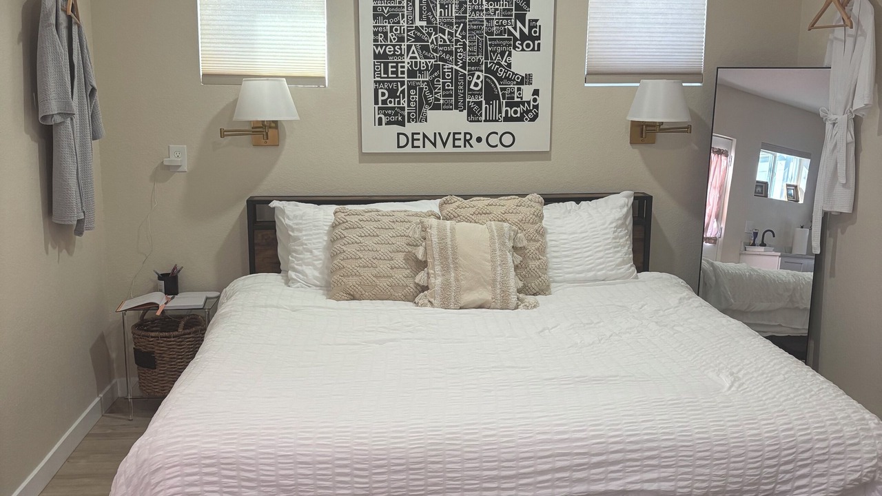Photo of Bedroom in Lincoln Park