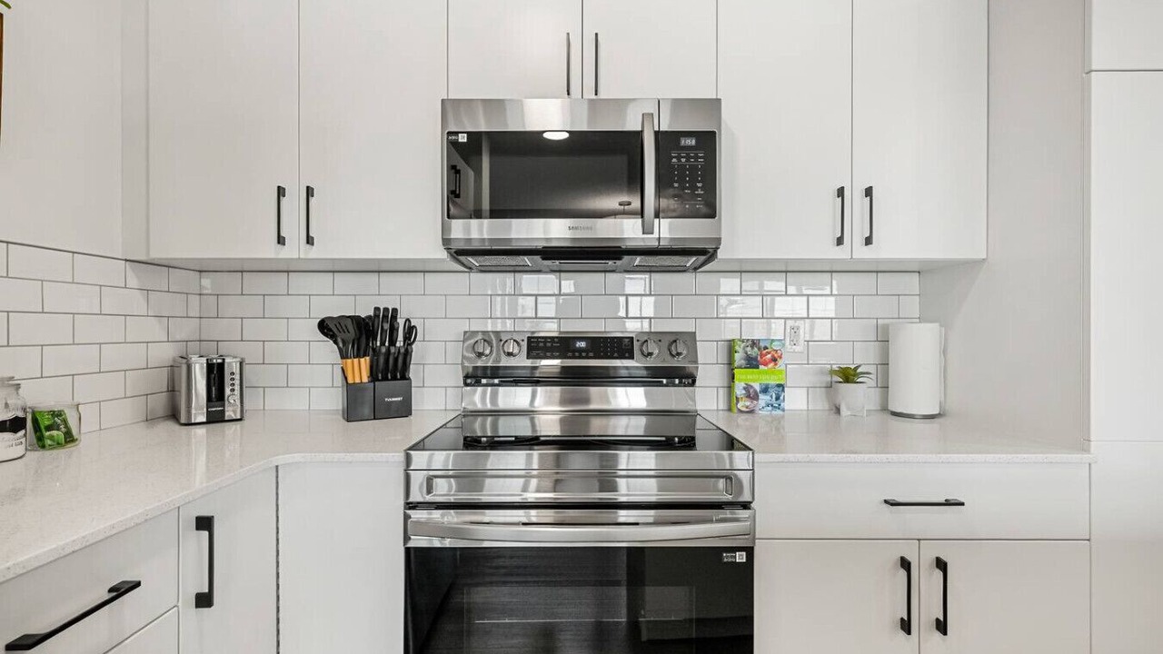 Photo of Kitchen in Southeast Edmonton