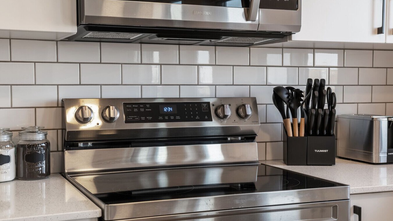 Photo of Kitchen in Southeast Edmonton