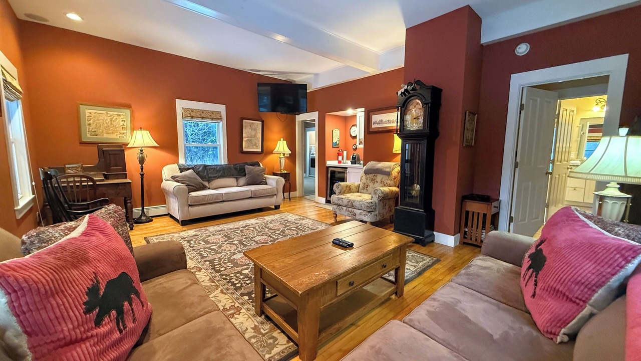 Photo of Livingroom in Carroll