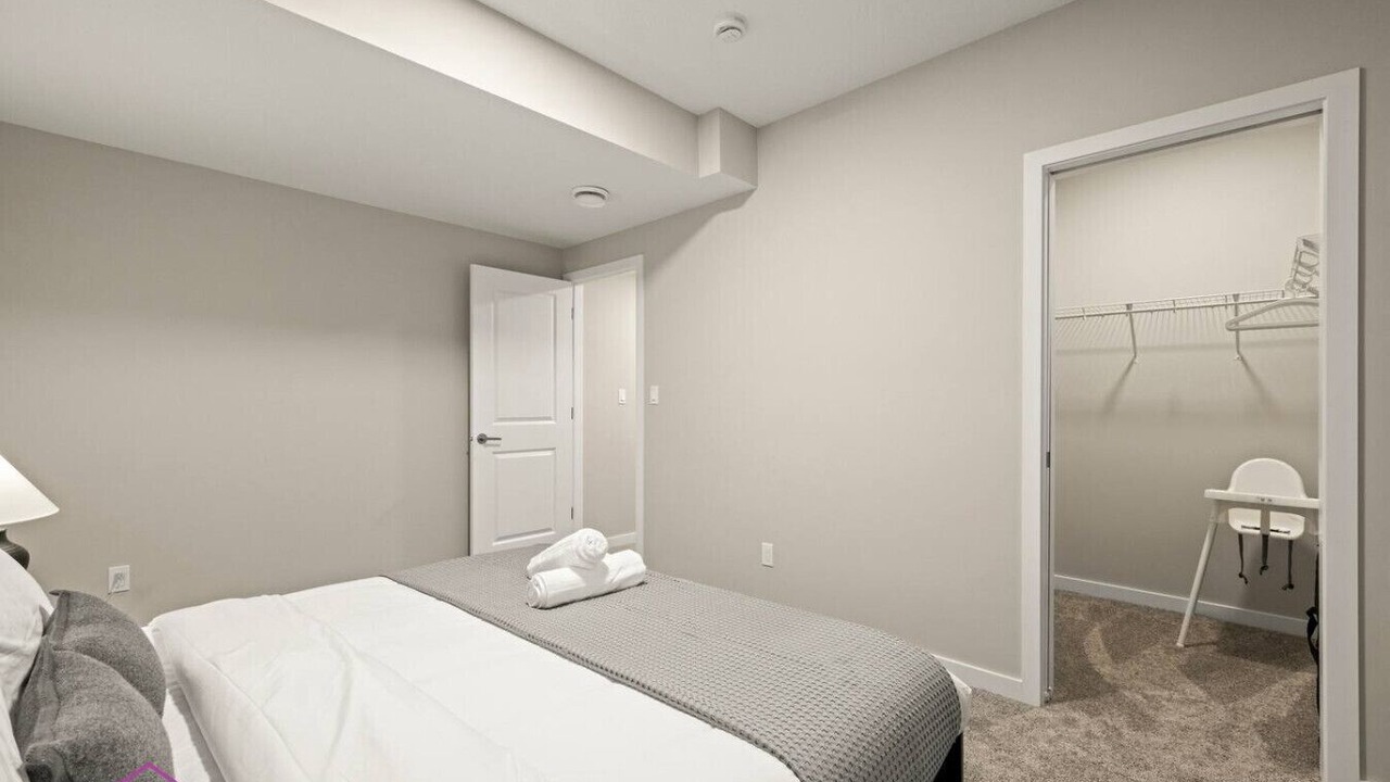 Photo of Bedroom in West Edmonton