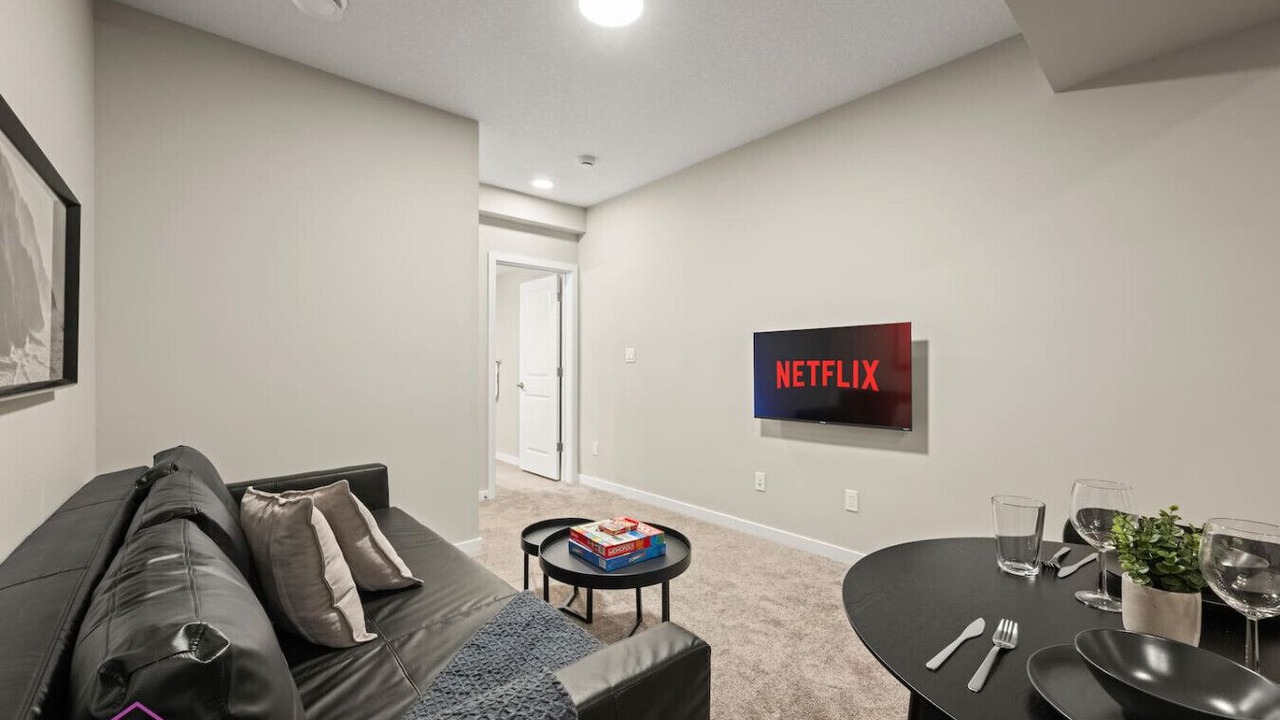 Photo of Livingroom in West Edmonton