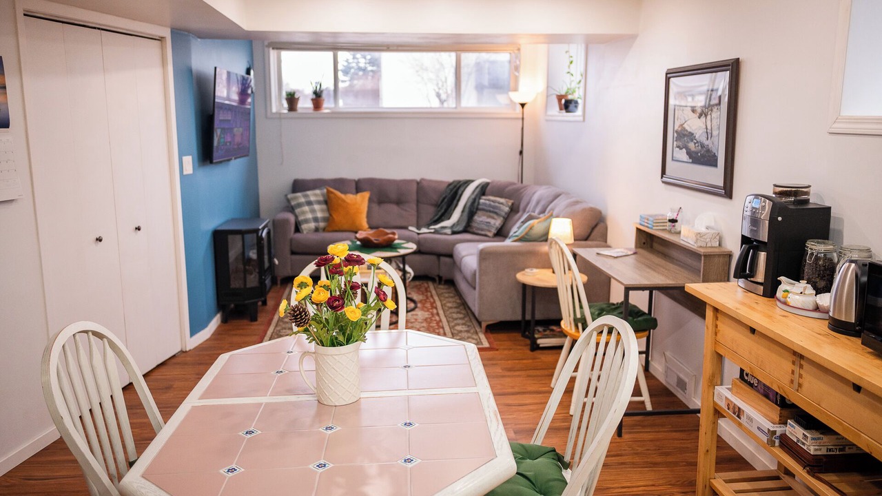 Photo of Livingroom in Calgary