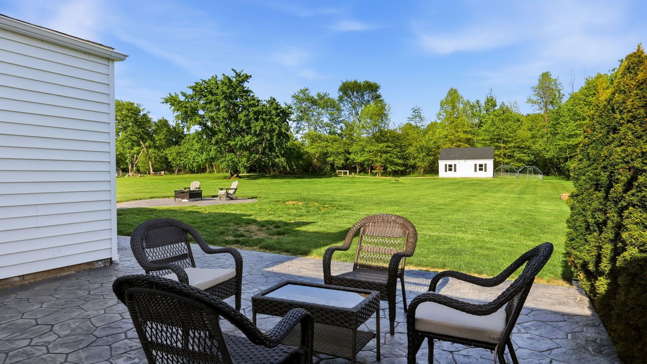 Photo of Patio Balcony in Novelty