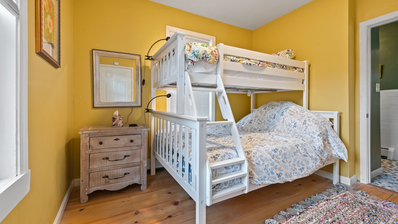 Photo of Bedroom in Bartlett